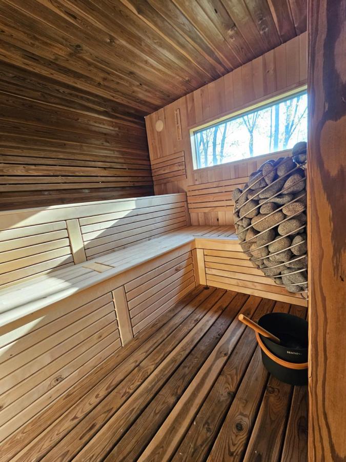 Meszes Apartman Kalocsa Habitación foto